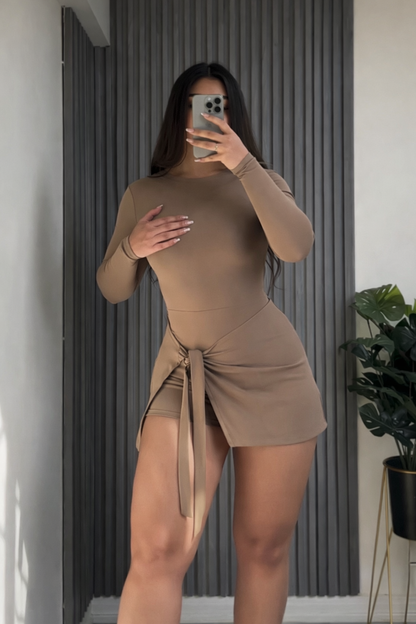 👉 VESTIDO AURAA – Un outfit solo tuyo✨🎀