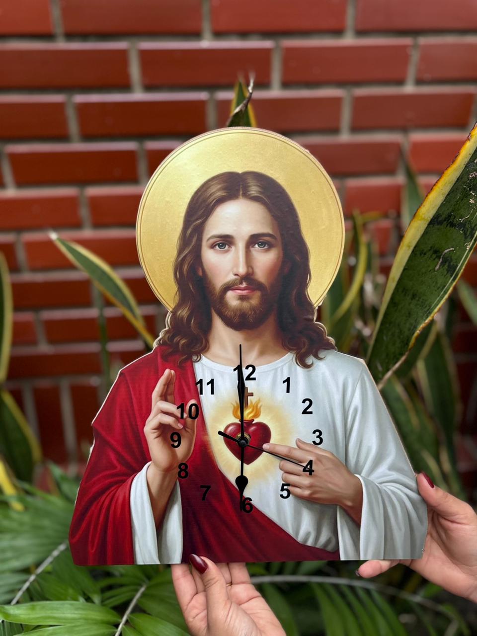 Reloj en Madera del Sagrado Corazón de Jesús🙏 – Decoración Religiosa para el Hogar